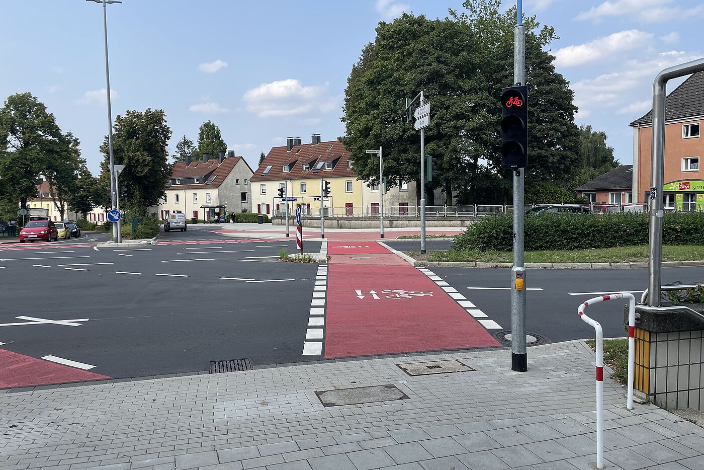 Neue Radfahrerquerung über Heiligenhauser Blickrichtung Norden 