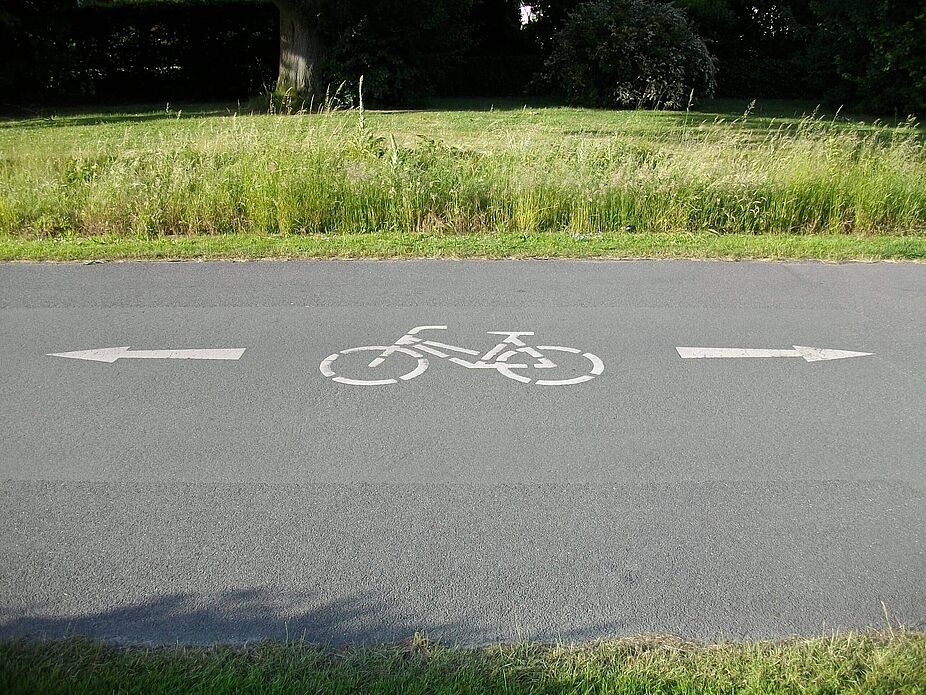 Sichere und komfortable Radwege Sichere und komfortable Radwege